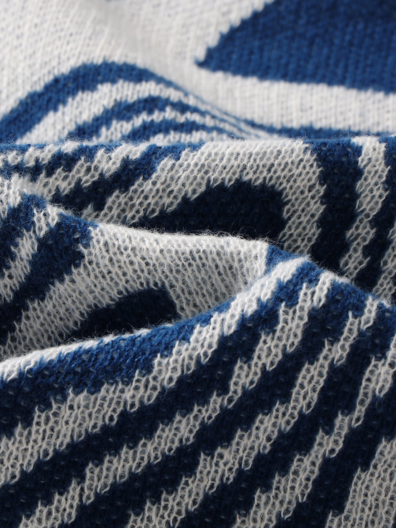 WARPED WAVES UNISEX KAZAK